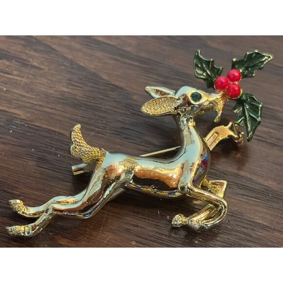 Vintage Gold-Tone Reindeer Brooch With Holly & Berries Holiday Pin - Picture 1 of 3